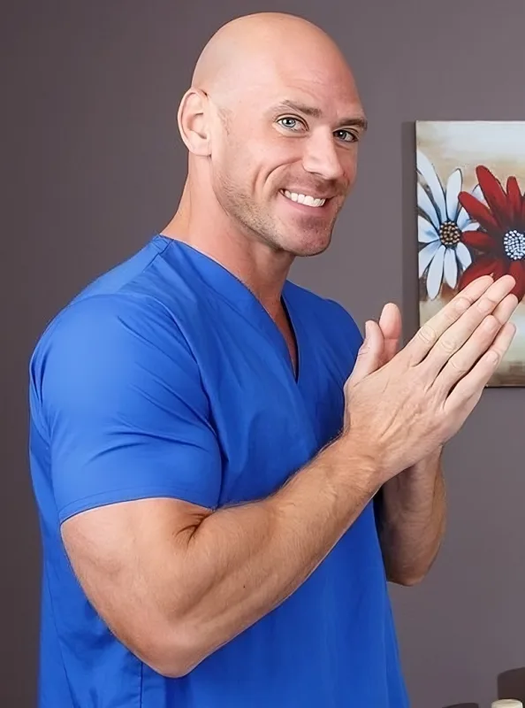 JOHNNY SINS