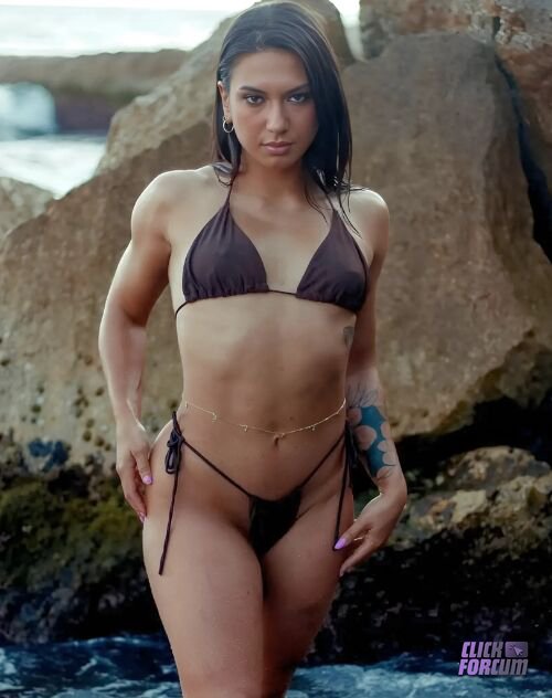 LENA COXX