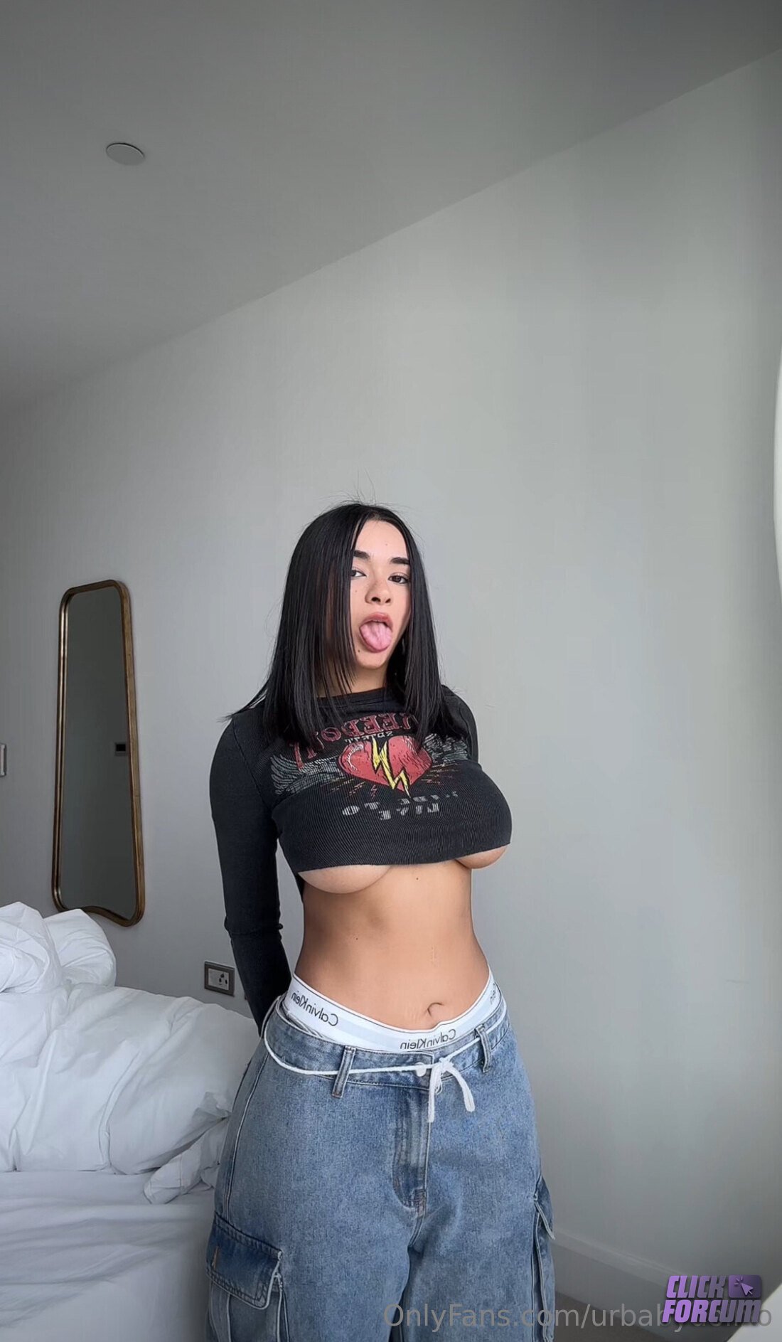B3985061eb8f7c7049 thumbnail