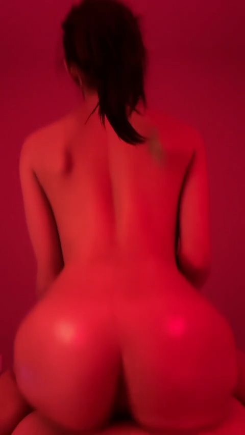 Queue qui va tapper le fond Led Roude Porn thumbnail