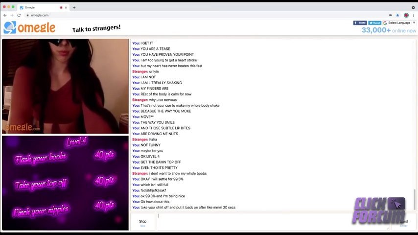 Une Petite Brune joue au Jeu des Points sur Omegle