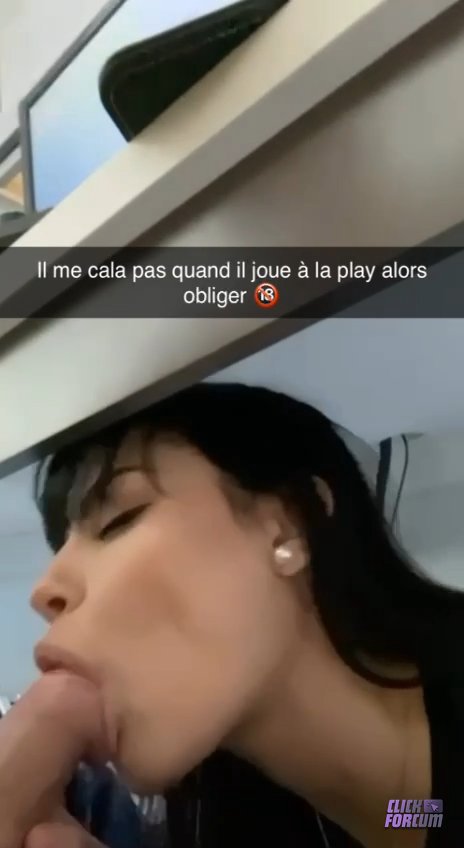 Snap   Il me cala pas quand il joue à la play...
