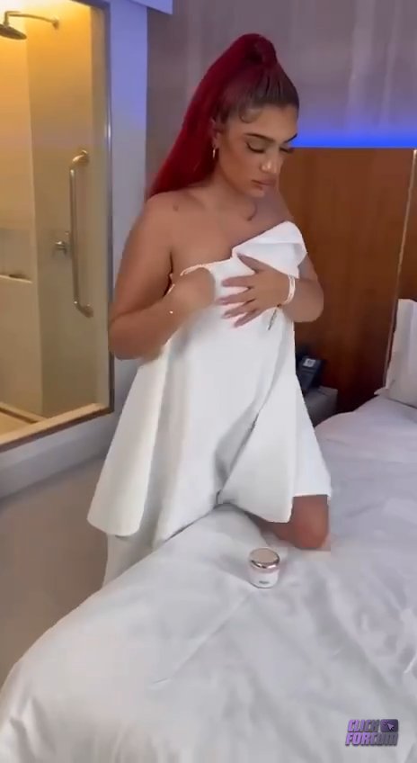 Mel Popss - Je te montre ma Routine du Matin - Video Leak thumbnail
