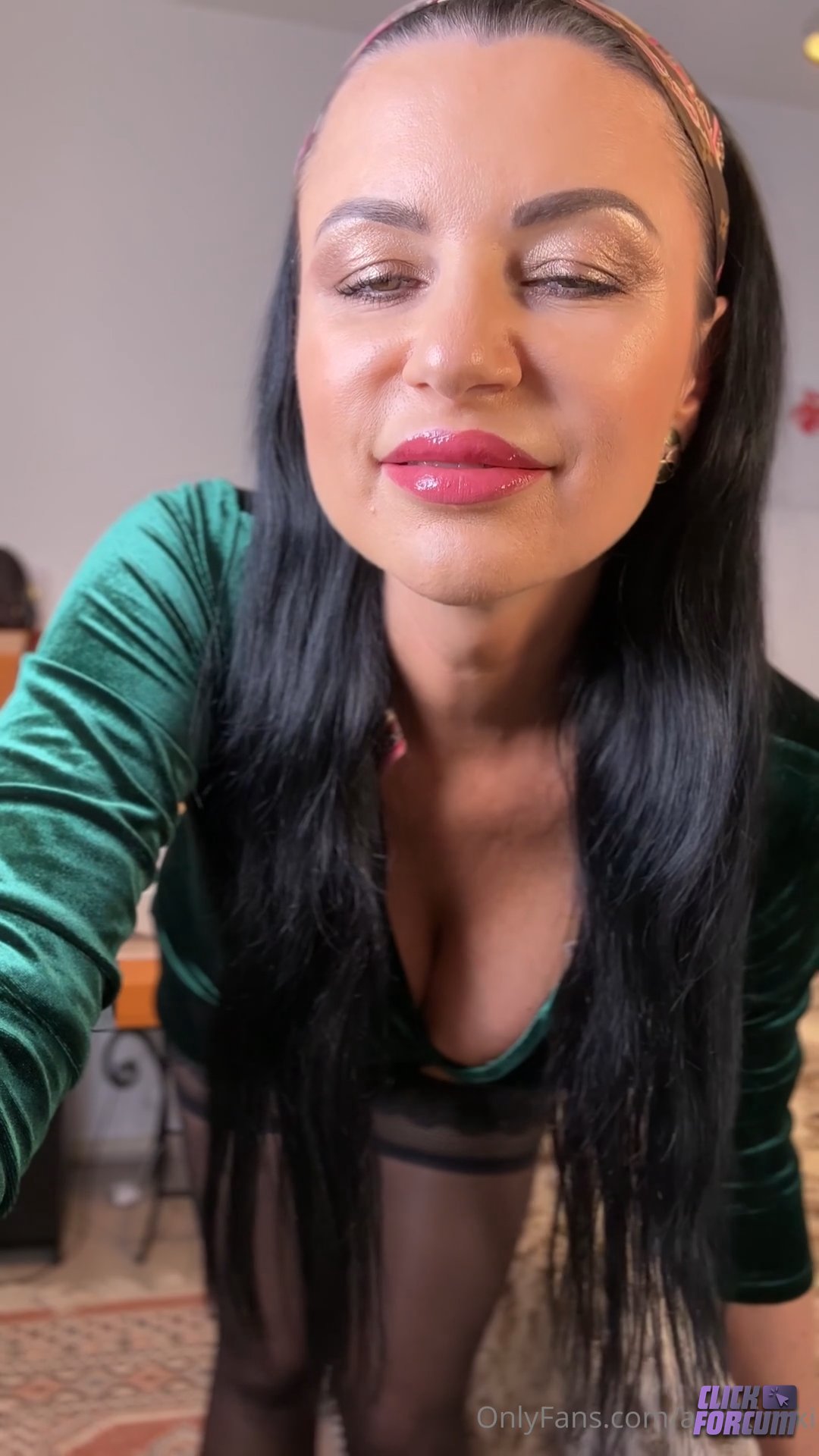 Ania Kinski - Video d'instruction JOI avec ta MILF préféré