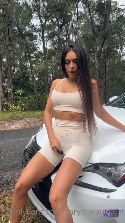 Caryn Beaumonts Outdoor Masturbation