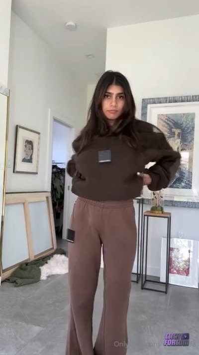 Sultry Mia Khalifa Tries On Different Outfits