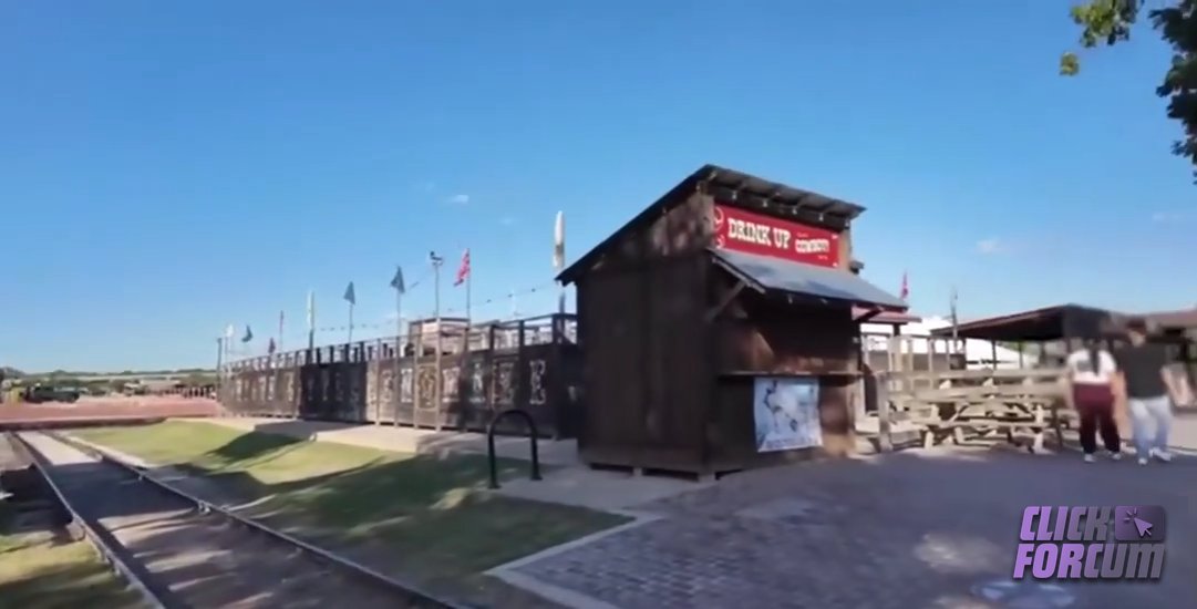 Tiffanyleiddi Les Vacances de Tiffany au Texas   Episode 4